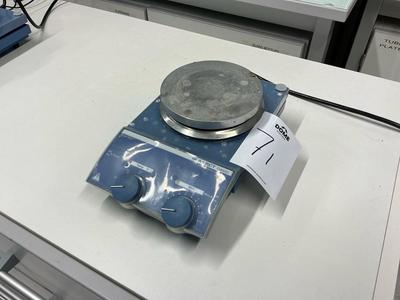 Overview picture of IKA RCT basic magnetic stirrer with hot plate
